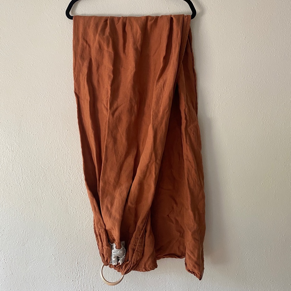 Rust Wildbird linen wrap